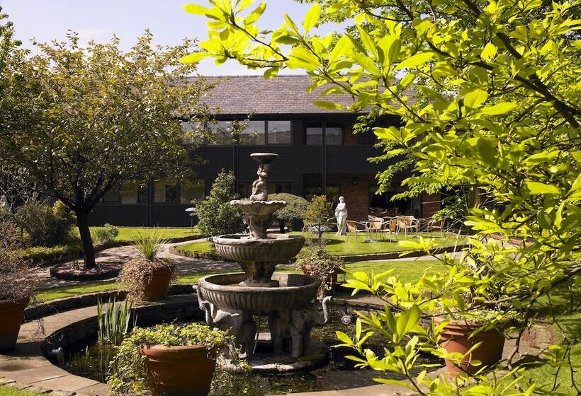 Delta Hotels By Marriott Manchester Airport