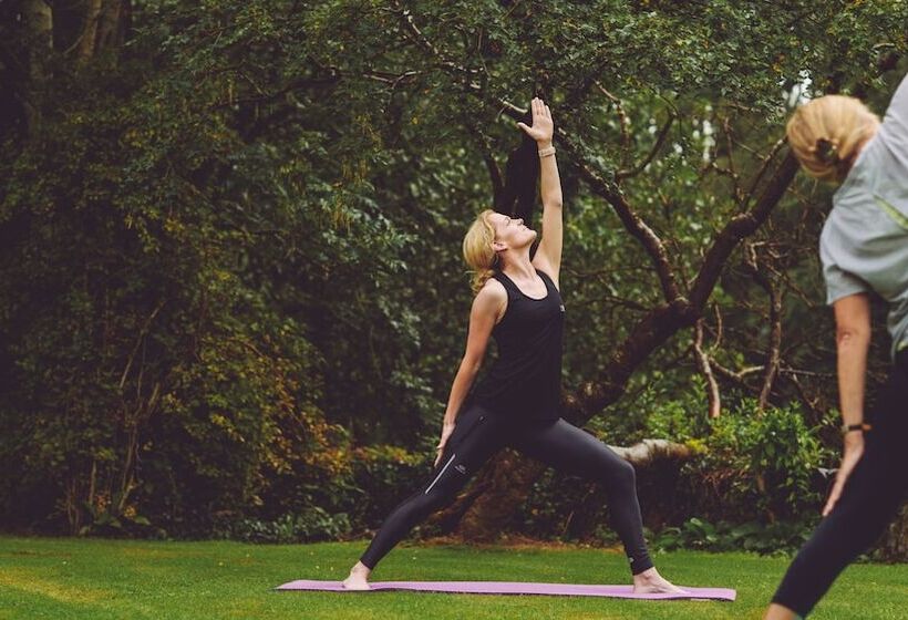 Dunadry Hotel And Gardens