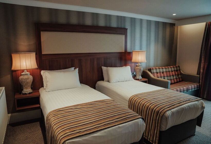 Dunadry Hotel And Gardens