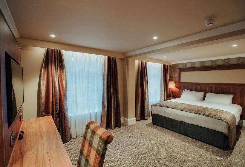 Dunadry Hotel And Gardens