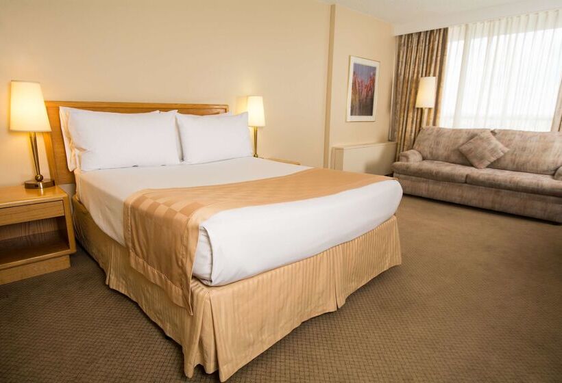 בית מלון כפרי Edmonton Inn And Conference Centre