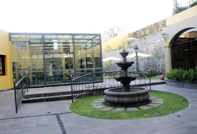 ホテル El Cabildo