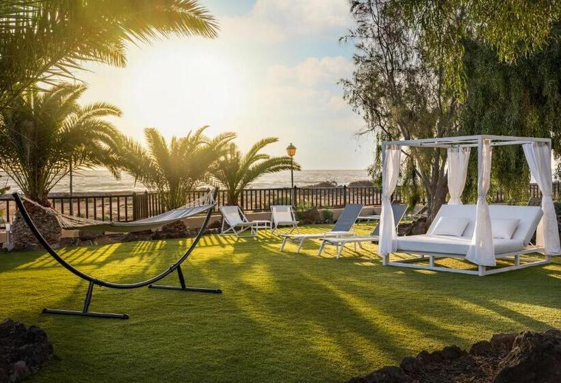 בית מלון כפרי Elba Sara Beach & Golf Resort