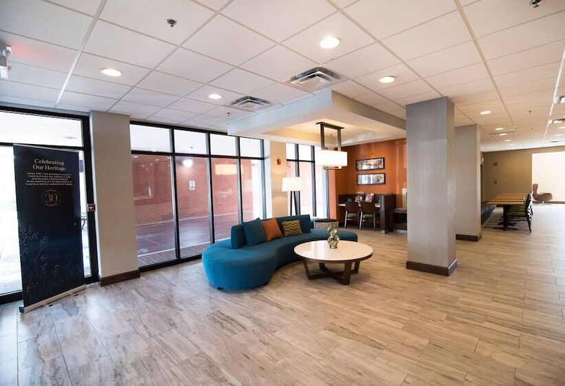 호텔 Fairfield Inn & Suites Atlanta Airport North