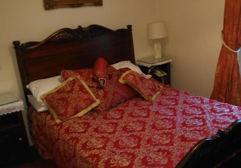 בית מלון כפרי Fennessy S