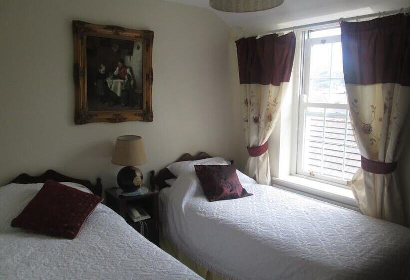 בית מלון כפרי Fennessy S