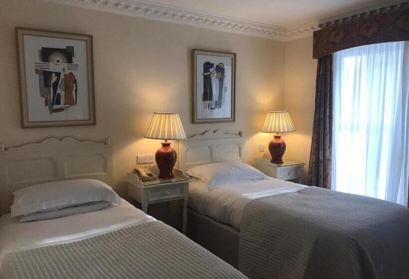 هتل Foley S Townhouse Killarney