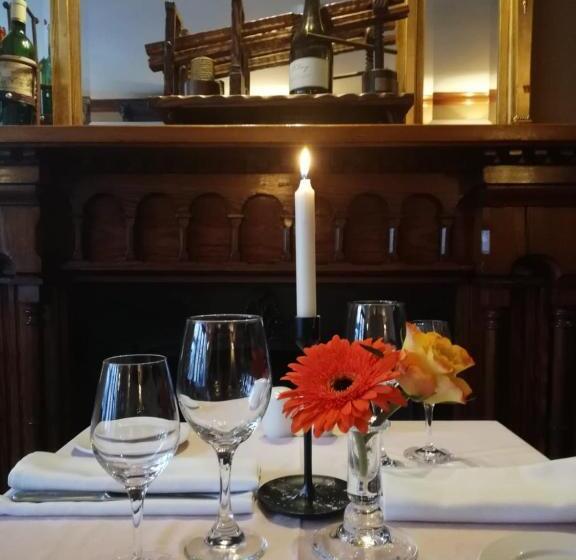 هتل Foley S Townhouse Killarney