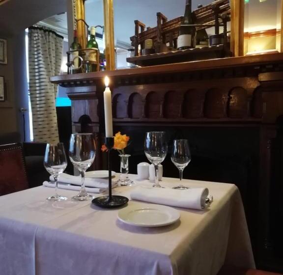 هتل Foley S Townhouse Killarney