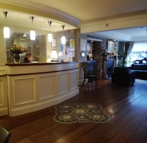 هتل Foley S Townhouse Killarney