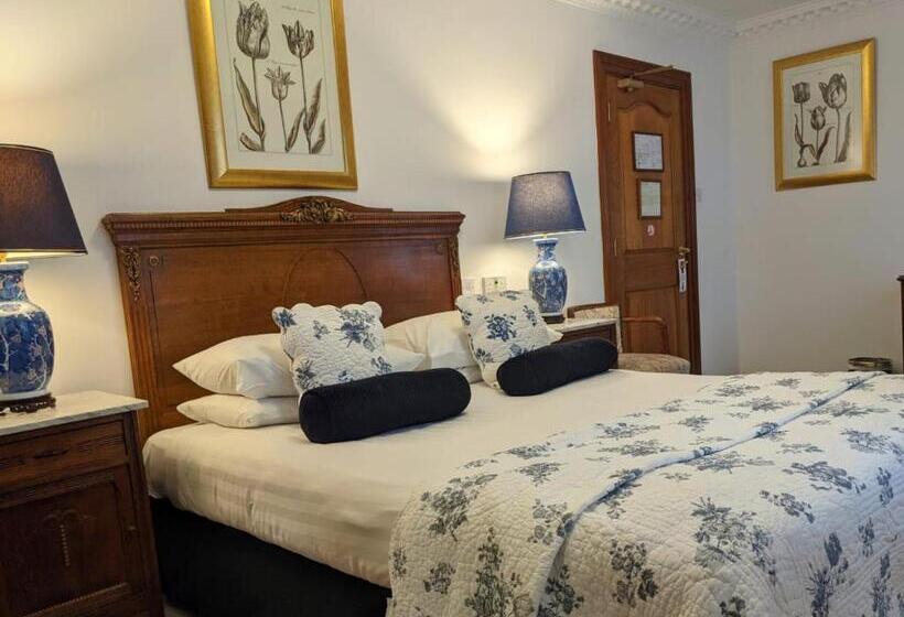 هتل Foley S Townhouse Killarney