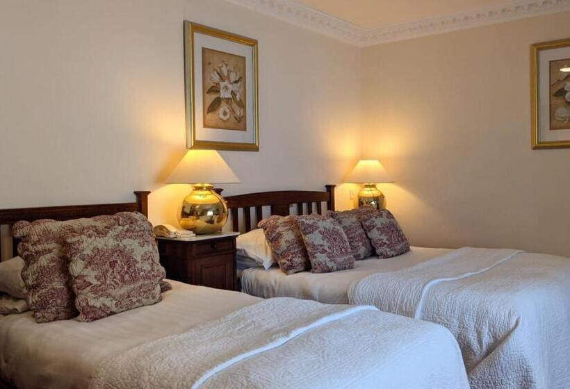 هتل Foley S Townhouse Killarney