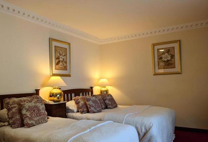 هتل Foley S Townhouse Killarney