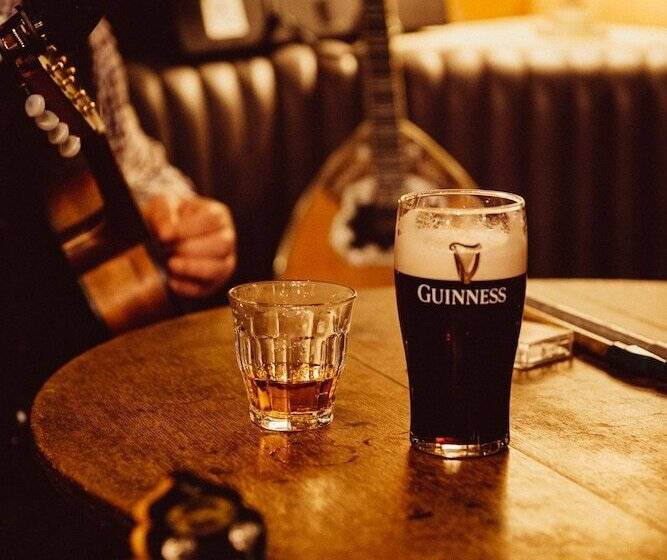 فندق Glasson Lakehouse