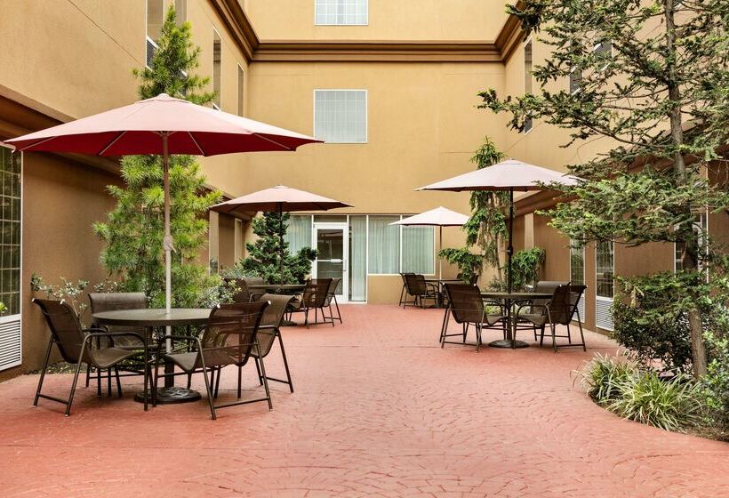 호텔 Hampton Inn & Suites Hershey