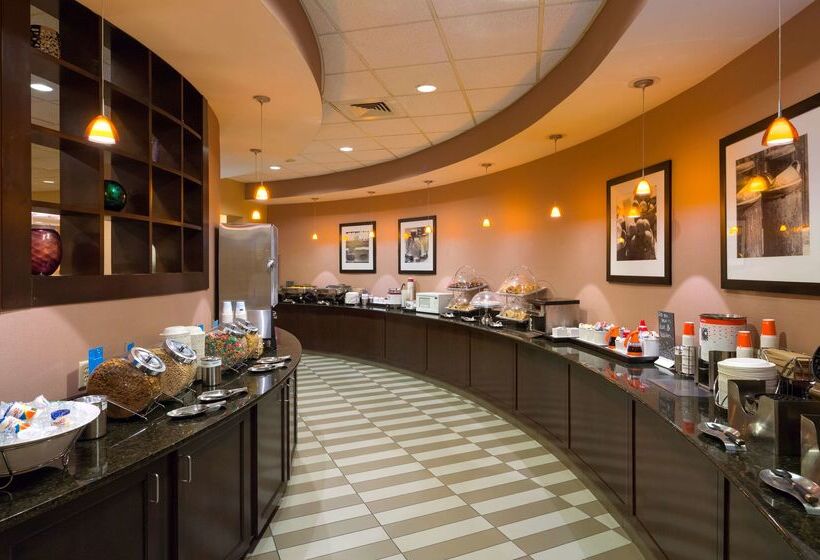 호텔 Hampton Inn & Suites Hershey