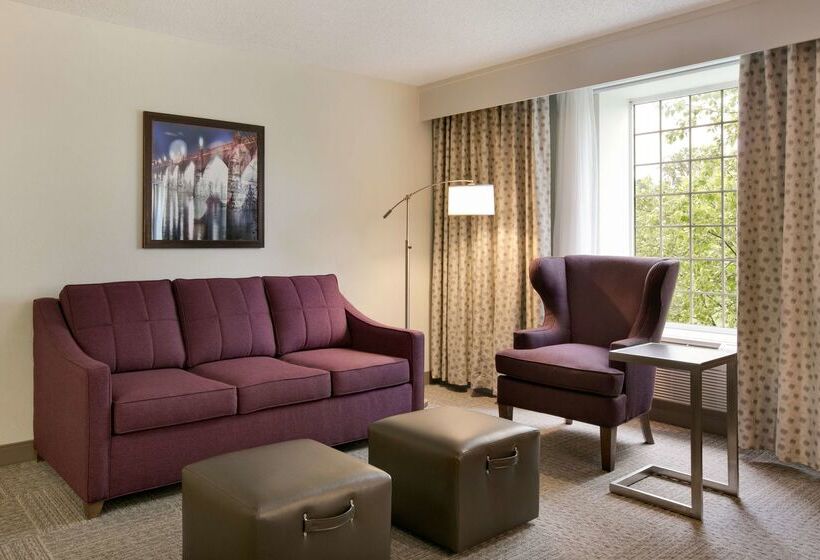 호텔 Hampton Inn & Suites Hershey