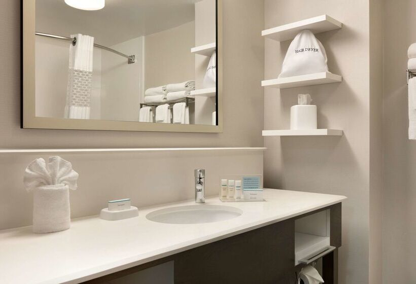 호텔 Hampton Inn & Suites Hershey