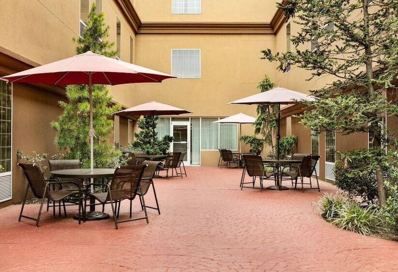 호텔 Hampton Inn & Suites Hershey