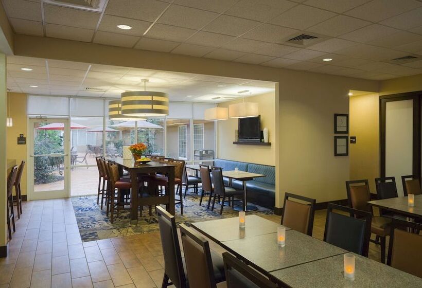 호텔 Hampton Inn & Suites Hershey