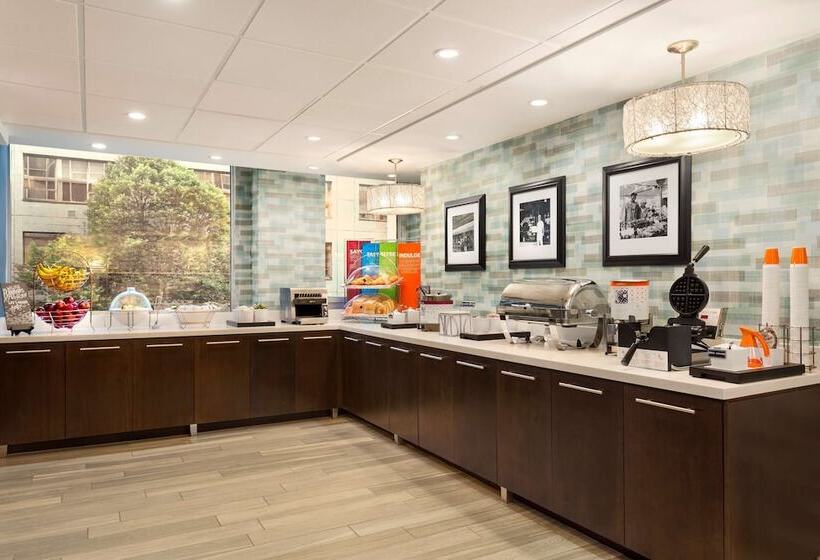 酒店 Hampton Inn And Suites By Hilton, Downtown Vancouver