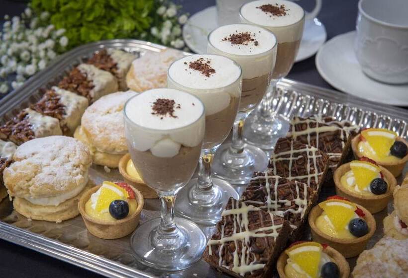 هتل Hampton Inn & Suites New Orleansconvention Center