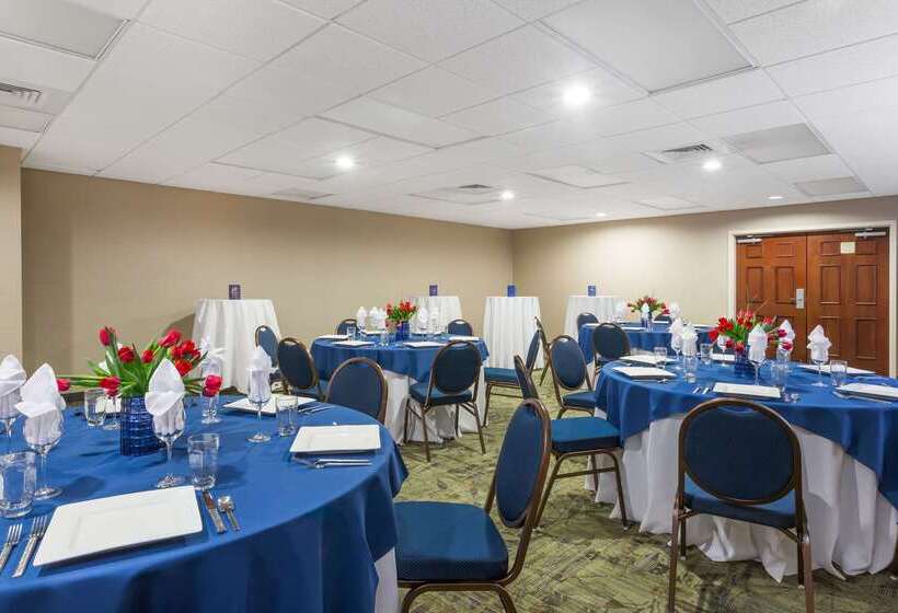 酒店 Hawthorn Extended Stay By Wyndham Naples