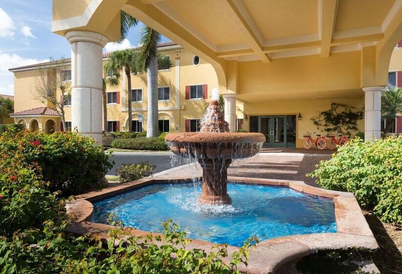 酒店 Hawthorn Extended Stay By Wyndham Naples