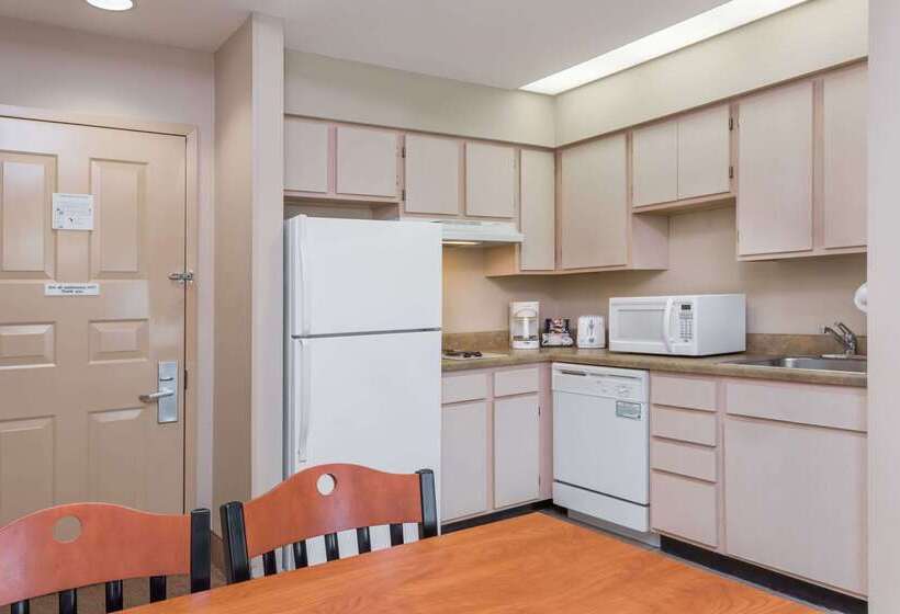 هتل Hawthorn Extended Stay By Wyndham Orlando