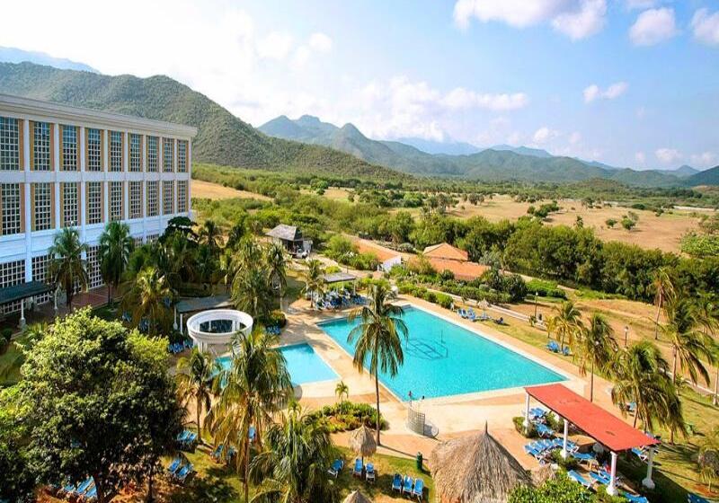 Отель Hesperia Isla Margarita