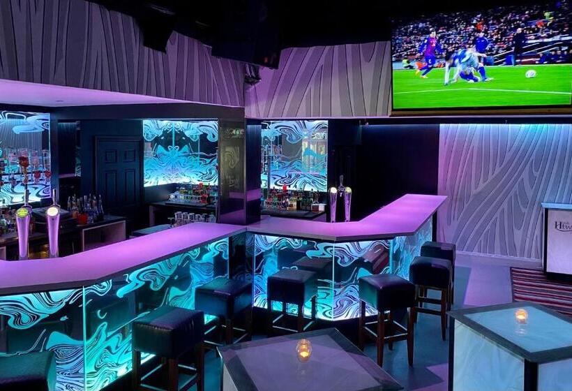 בית מלון כפרי Hillgrove Guesthouse