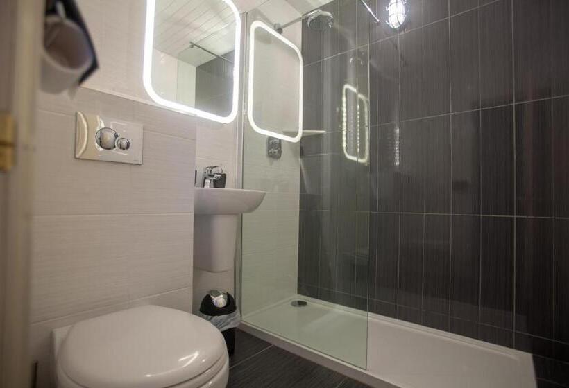 בית מלון כפרי Hillgrove Guesthouse