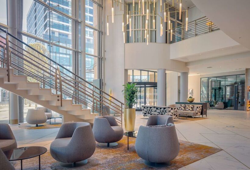 فندق Hilton Belfast