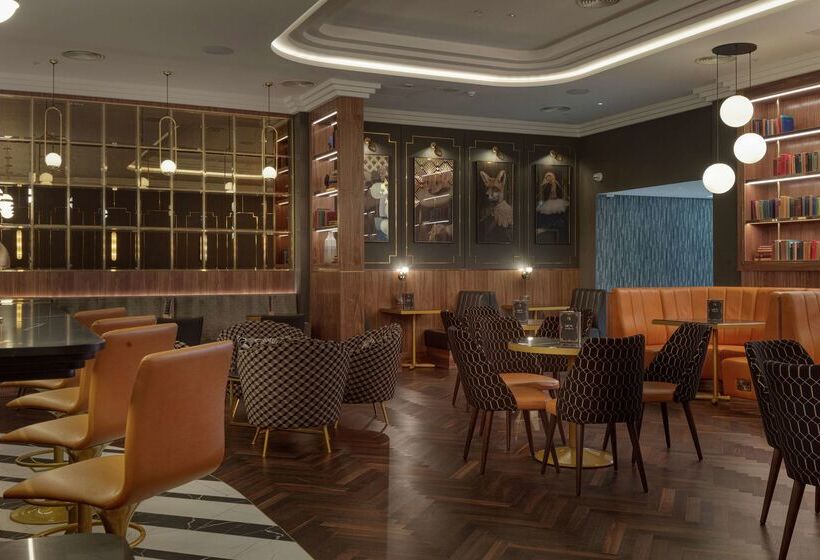 בית מלון כפרי Hilton Belfast