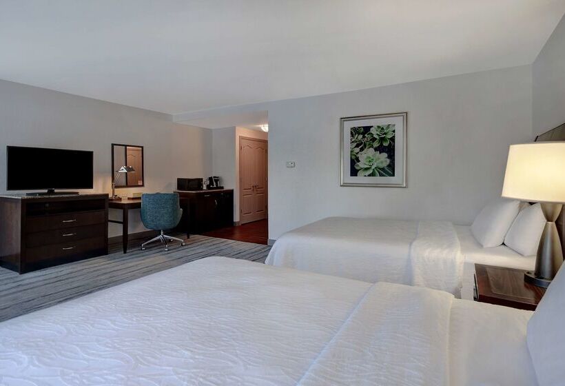 فندق Hilton Garden Inn Ft Myers