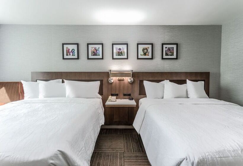 هتل Hilton Garden Inn Philadelphia Center City