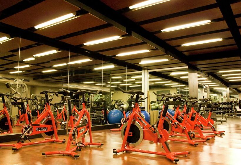 هتل Hilton Mexico City Reforma