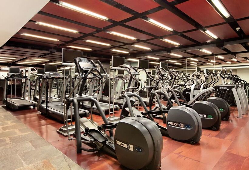 هتل Hilton Mexico City Reforma