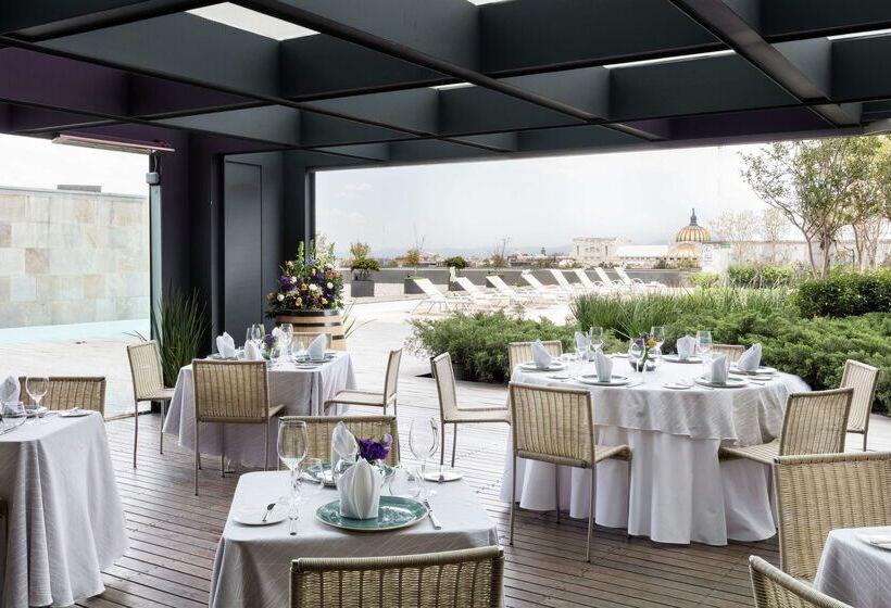 هتل Hilton Mexico City Reforma