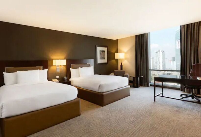 هتل Hilton Mexico City Reforma