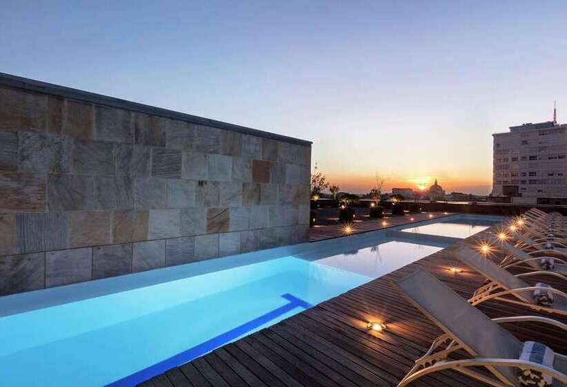 هتل Hilton Mexico City Reforma