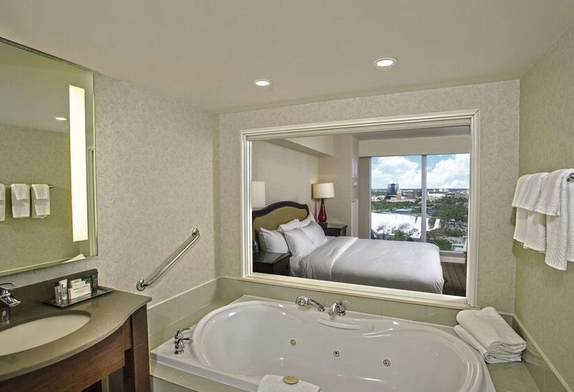 Hilton Niagara Falls/fallsview Hotel & Suites