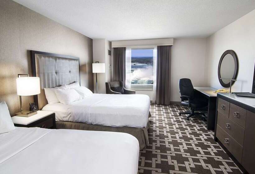 Hilton Niagara Falls/fallsview Hotel & Suites