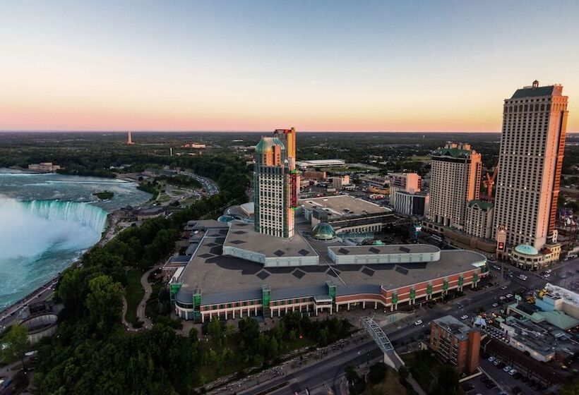 Hilton Niagara Falls/fallsview Hotel & Suites