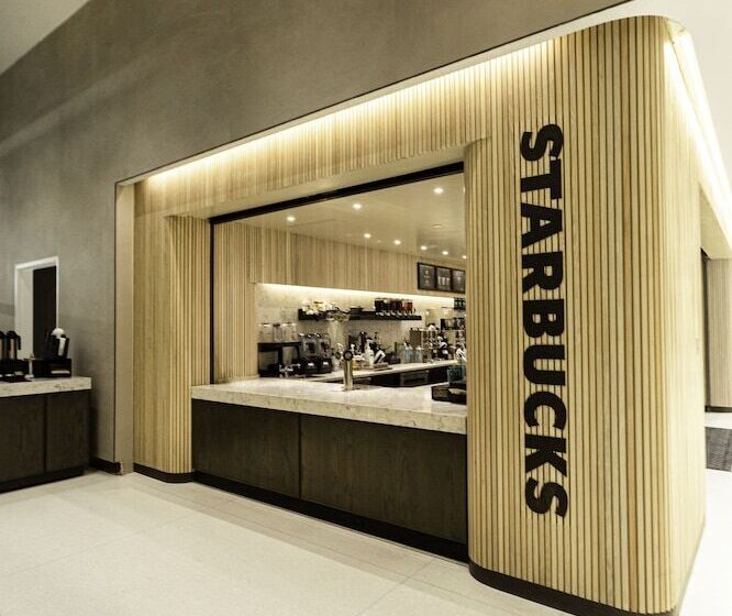 Hilton Niagara Falls/fallsview Hotel & Suites