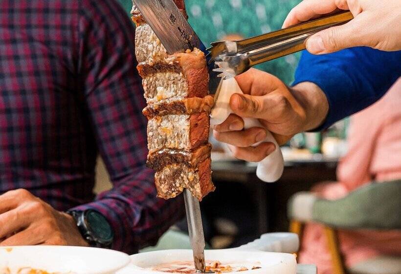 Hilton Niagara Falls/fallsview Hotel & Suites