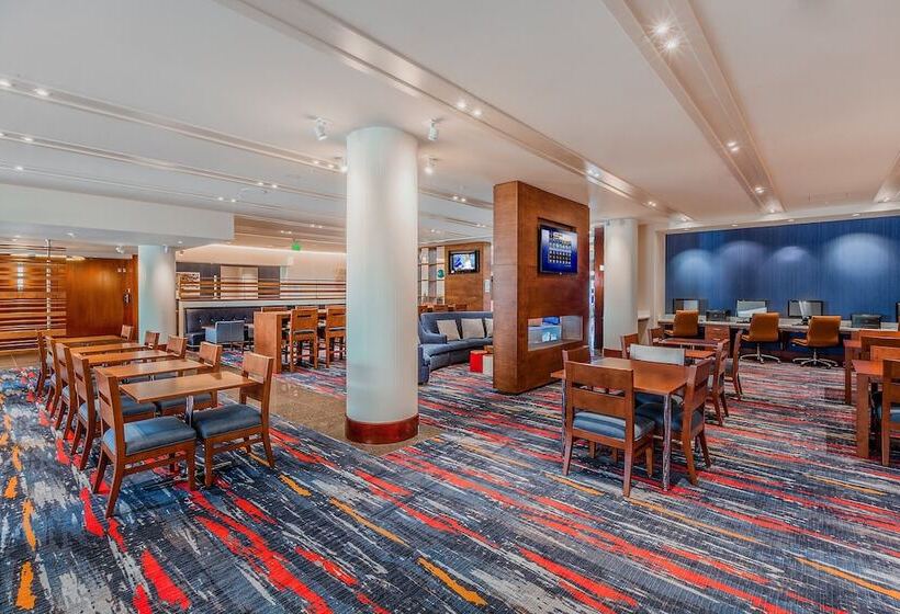 Holiday Inn Express Hotel & Suites Fisherman S Wharf, An Ihg