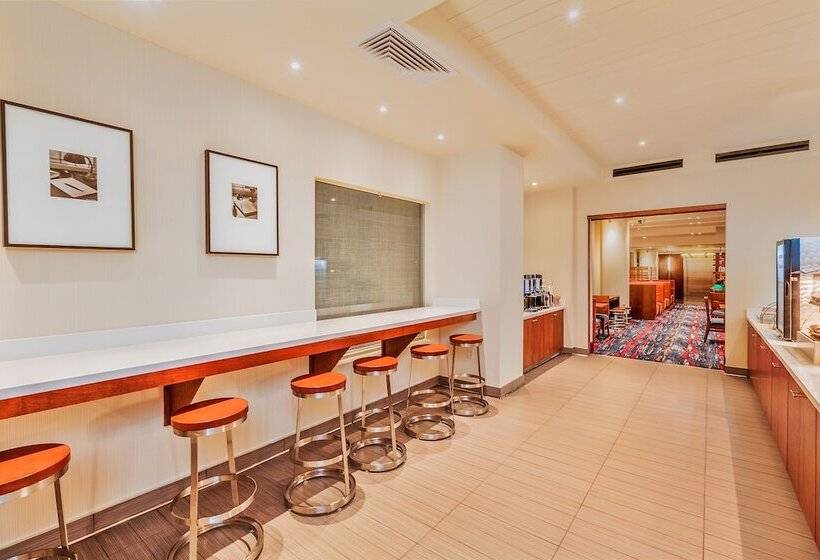 Holiday Inn Express Hotel & Suites Fisherman S Wharf, An Ihg