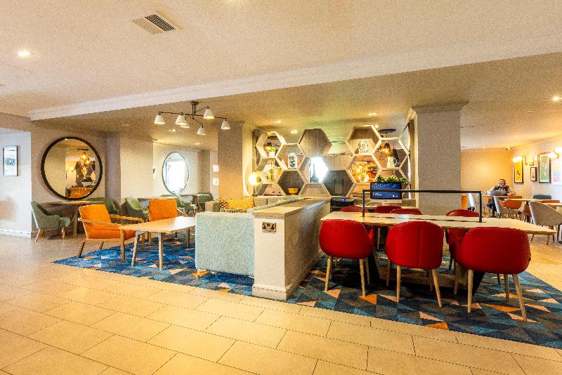 Отель Holiday Inn Express Glasgow Airport, An Ihg