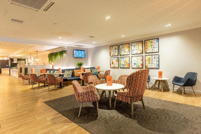 Отель Holiday Inn Express Glasgow Airport, An Ihg